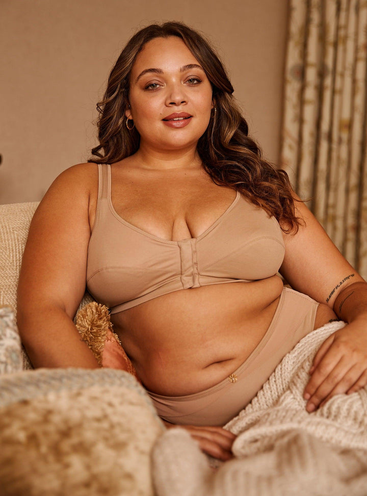 Warm Golden Full Cup Front Closure Silk and Organic Cotton Wireless Bra, view 2 – Juliemay Lingerie